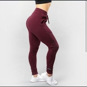 Alphalete identity joggers (XS) merlot